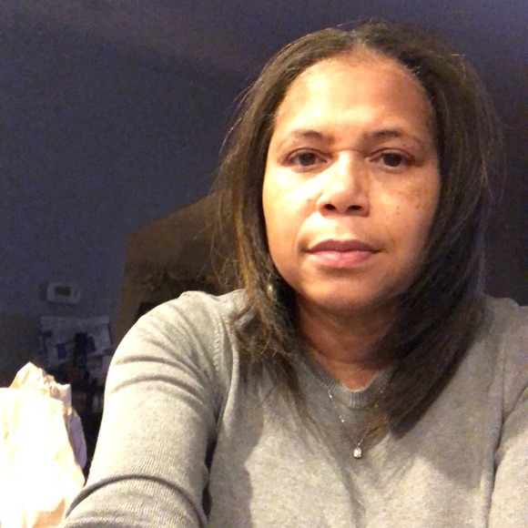 Meet your Posher, Pamela - Picture 1 of 1